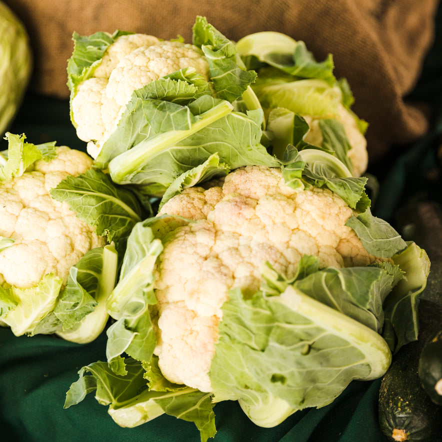 <a href="https://www.freepik.com/free-photo/fresh-organic-cauliflower-sale-traditional-market_5014944.htm">Image by freepik</a>
